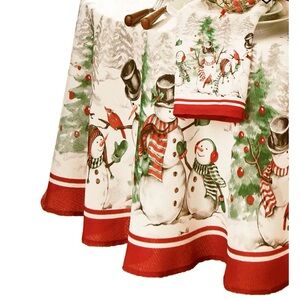 Festive Snowman Tablecloth
60x84 Oval